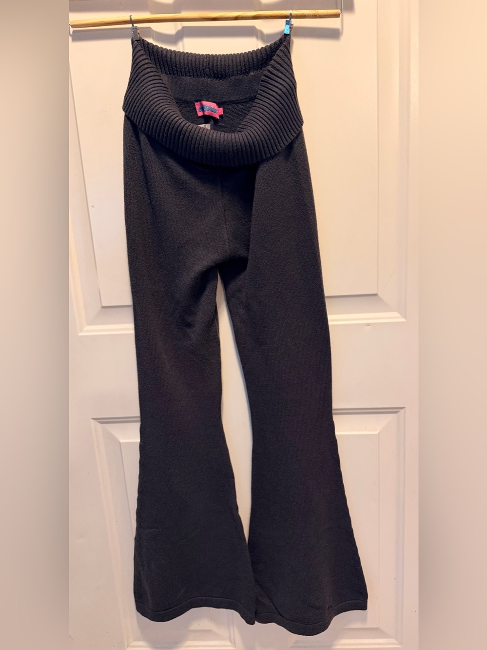 Edikted women’s Black Knit Flare Sweatpants